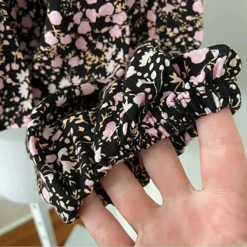 J.Crew Puff-sleeve drapey crepe top in fall garden floral size Small